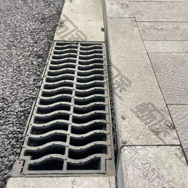 Square-Grate-2